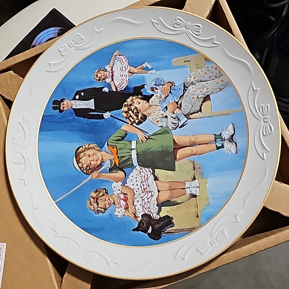 SHIRLEY TEMPLE STAND UP & CHEER COLLECTIBLE PLATE